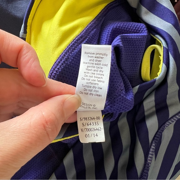 Athleta Swagger Fly By Skort striped Purple Lined SZ M - Picture 8 of 10